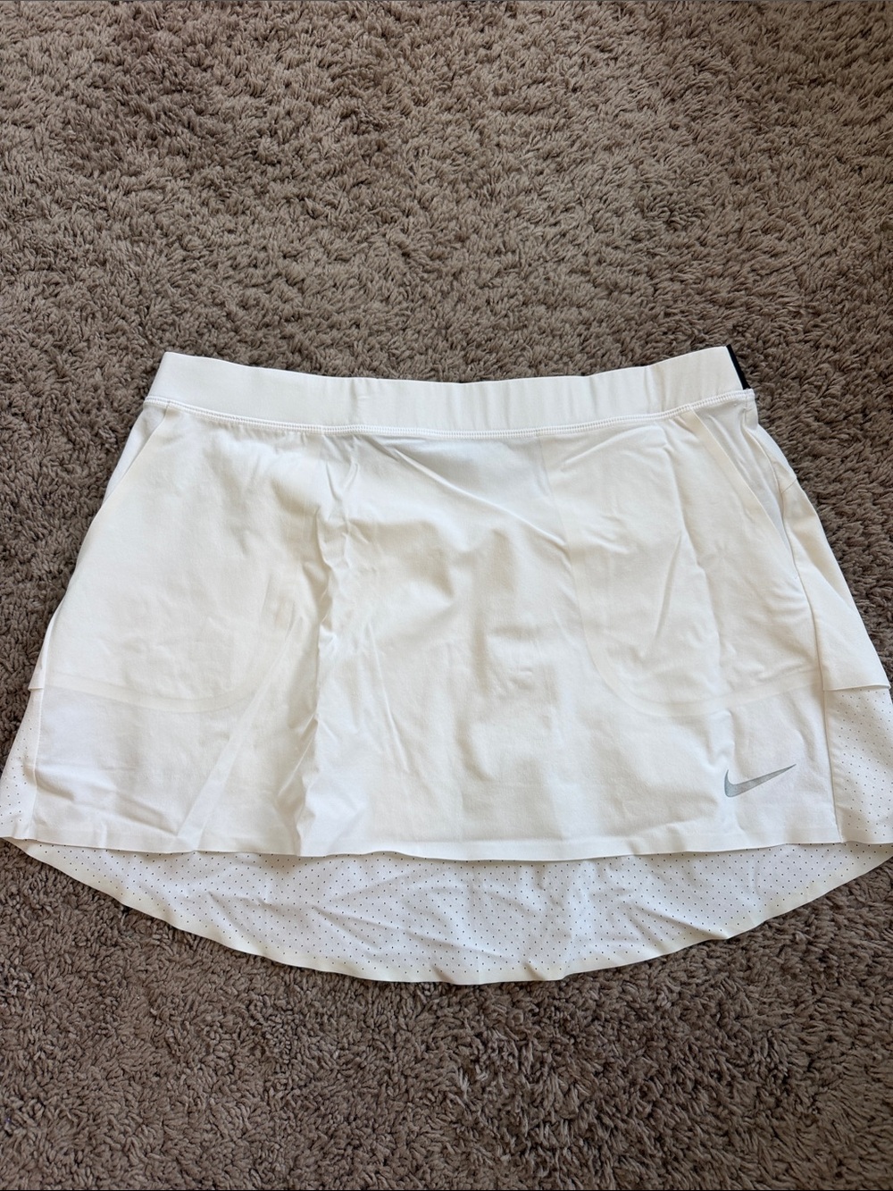 Nike White High-Low Athletic Skort with Subtle Swoosh